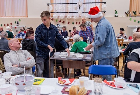 Świąteczny posiłek i dobre słowo dla każdego