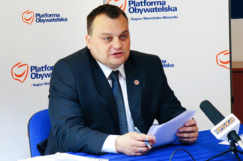 Najpierw konferencja prasowa, później sąd
