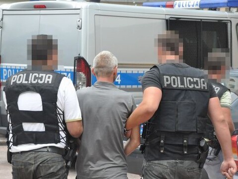 Wkradał się do mieszkań i zabierał cenne rzeczy