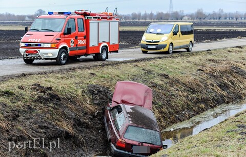 Wpadła do rowu, miała dużo szczęścia