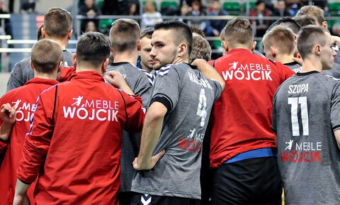 Wysoka wygrana Wójcika w Lesznie (piłka ręczna)