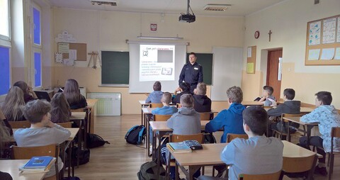 Z młodzieżą o cyberprzemocy