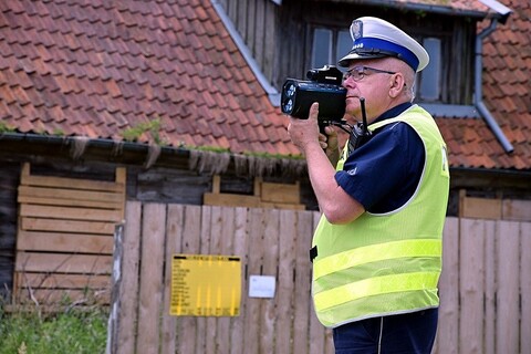 Za nadmierną prędkość pożegnali się z prawem jazdy