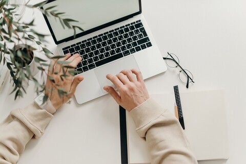 Zarządzanie oświatą online – kierunek rozwoju dla pracowników szkół