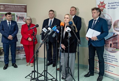 Zastrzyk (gotówki) w szpitalu