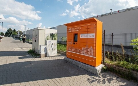 Zatorze już z książkomatem