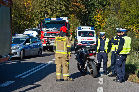 Zderzenie motocyklisty z peugeotem za Dębicą