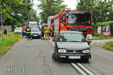 Zderzenie trzech pojazdów na ul. Królewieckiej, sprawca bez uprawnień i pijany