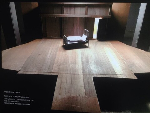 Ze scenografem o Czarownicach z Salem