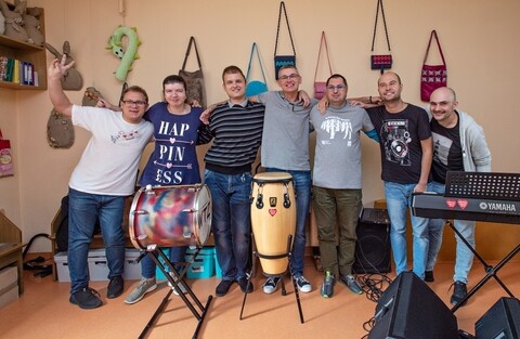 Z warsztatu z muzyką w świat