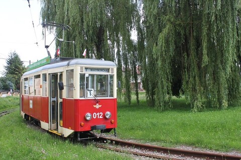Zrezygnuj z auta i pojedź zabytkowym tramwajem