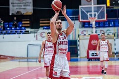 Elbasket pokonany z dystansu