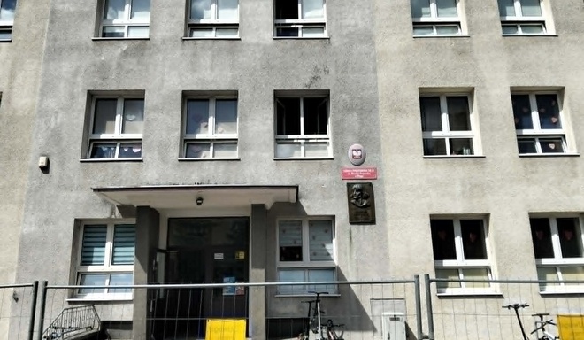 Dyrektorzy bez konkursu
