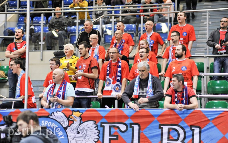 Męczarnie Startu z outsiderem ligi