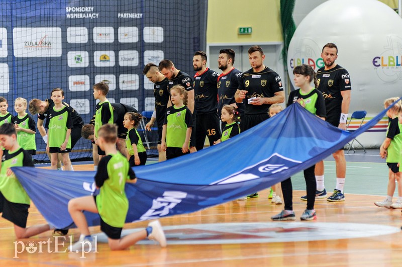 Chrobry dobił Meblarzy
