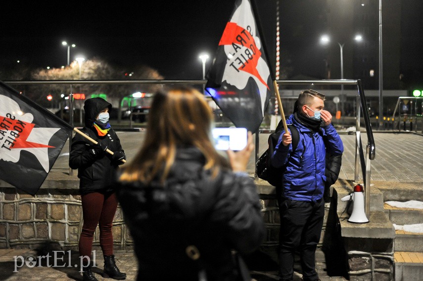 Elblążanie protestowali przeciw delegalizacji aborcji