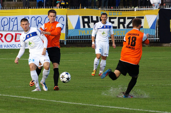 Derby na remis