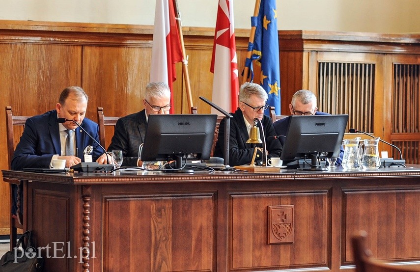 Ciepło dla Elbląga. Dwa modele, co z nich wynika?