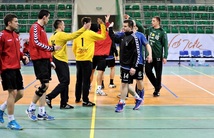 Zwycięska passa Meblarzy trwa