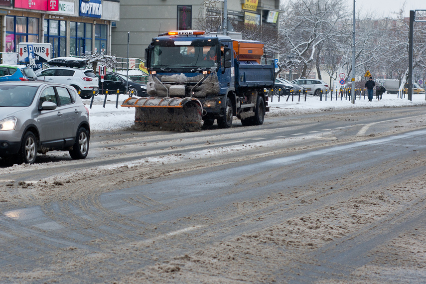 Czytelnicy: „Ktoś w tym mieście odśnieża?“