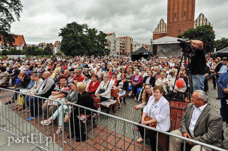 Cygański koncert w deszczu