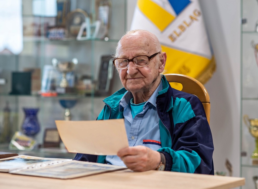 Kazimierz Mikłaszewicz: Przez piłkę wyrzucili mnie ze szkoły