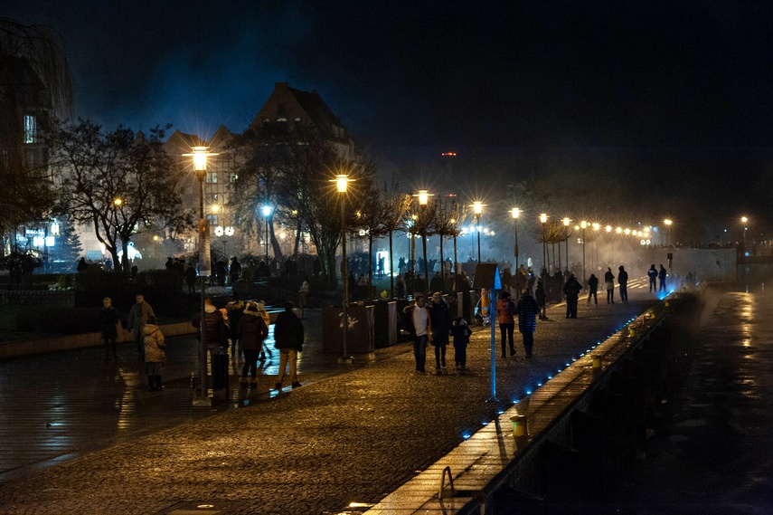 Na pokazie fajerwerków elblążanie przywitali Nowy Rok