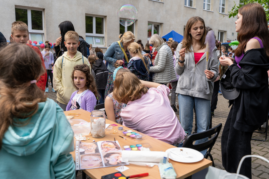 Festyn sąsiedzki z okazji Dnia Dziecka w SP 21 