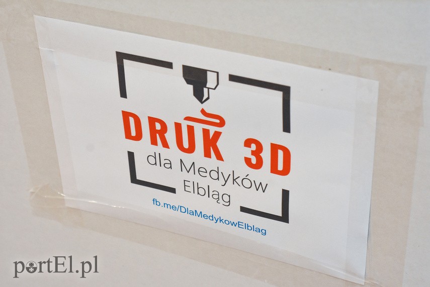 Drukują przyłbice dla lekarzy i personelu medycznego