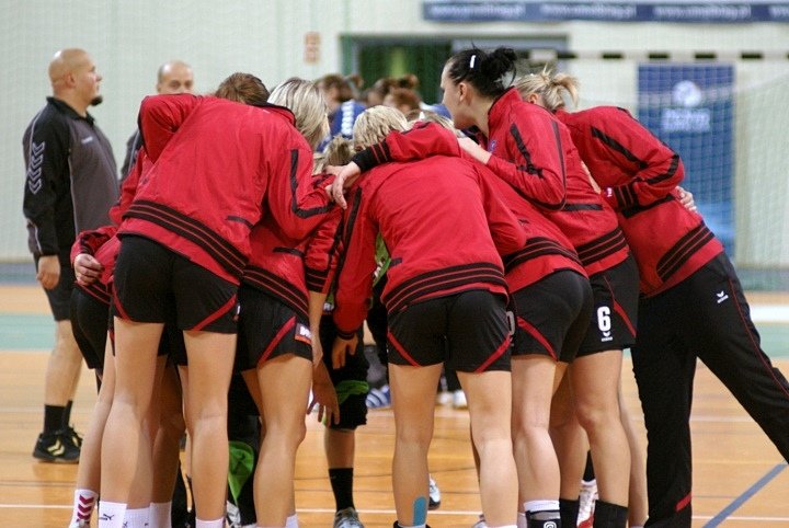 Wygrana po nerwowej końcówce