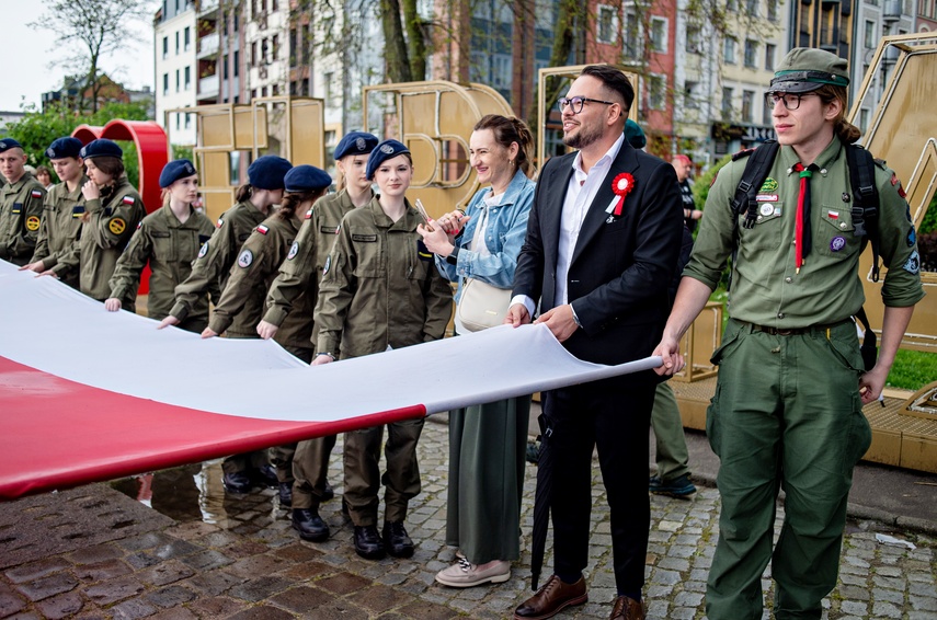 Biel i czerwień na starówce