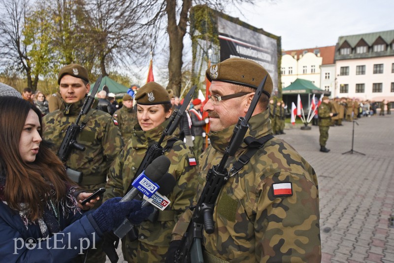Ochotnicy stali się żołnierzami