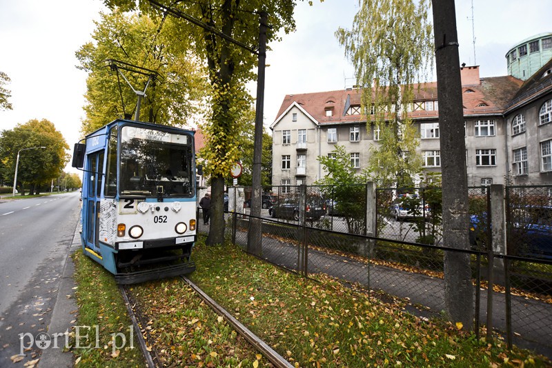 Radiowóz kontra tramwaj