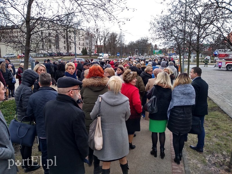 Alarm bombowy w Urzędzie Miejskim