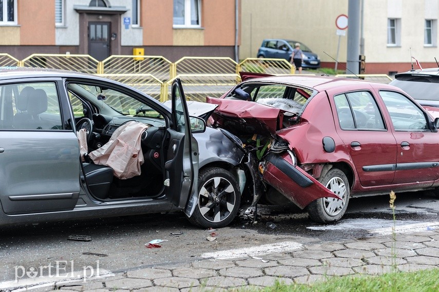 Kraksa sześciu aut na płk. Dąbka