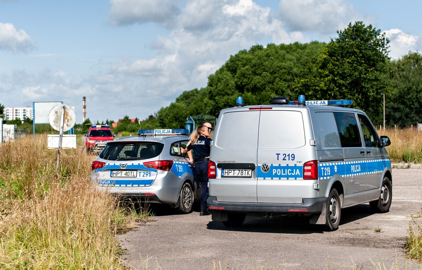 Awaria i pożar samolotu. Ćwiczenia na elbląskim lotnisku