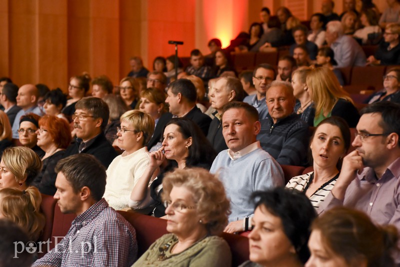 Trzech sympatycznych muzyków i ich akordeony