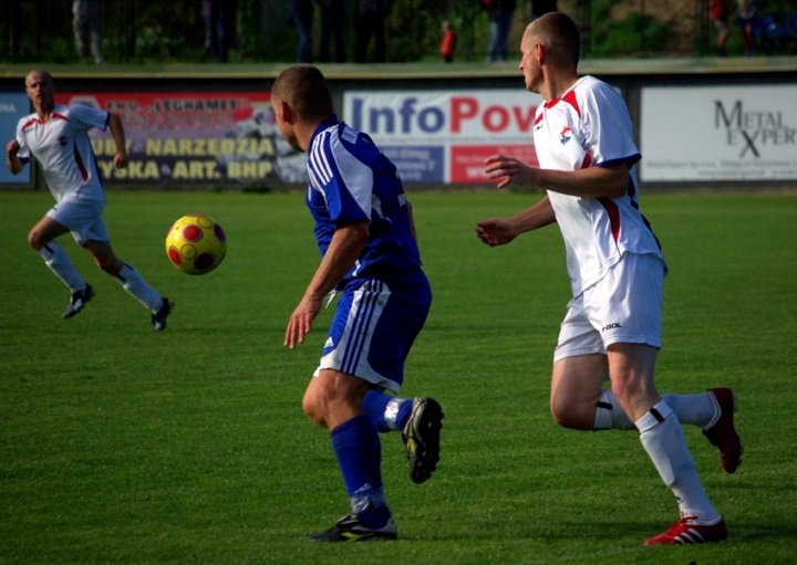 Pewne zwycięstwo Olimpii 2004