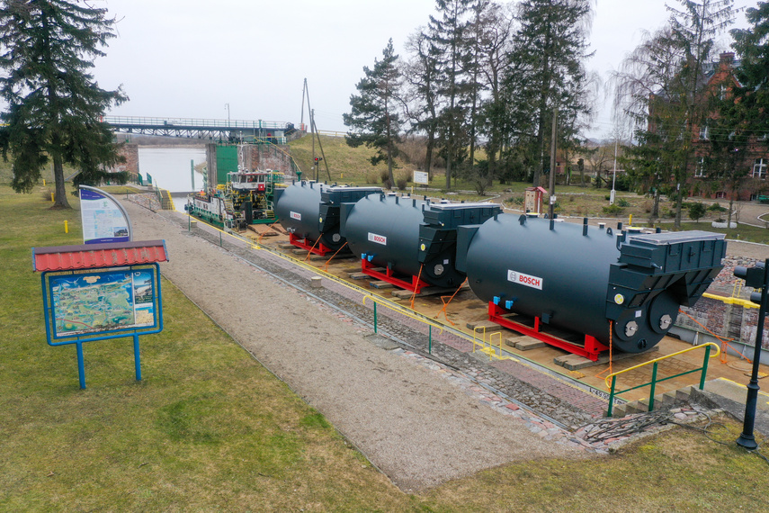Gazowe kotły dotarły do elbląskiej elektrociepłowni