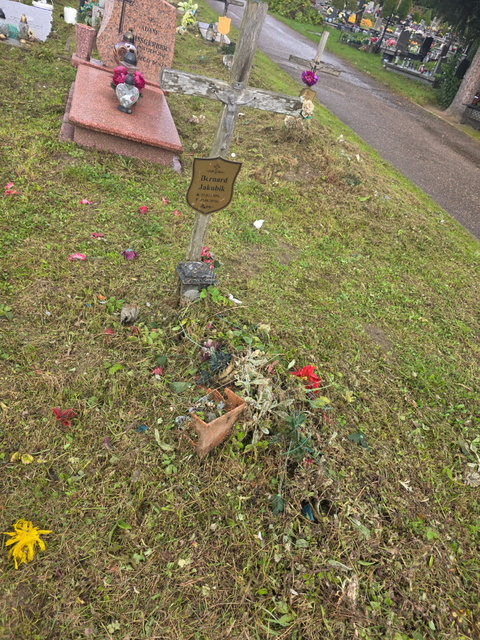 Czytelniczka: Tam też leżą ludzie