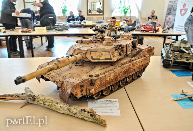 Tu historią łączy się z modelarską pasją
