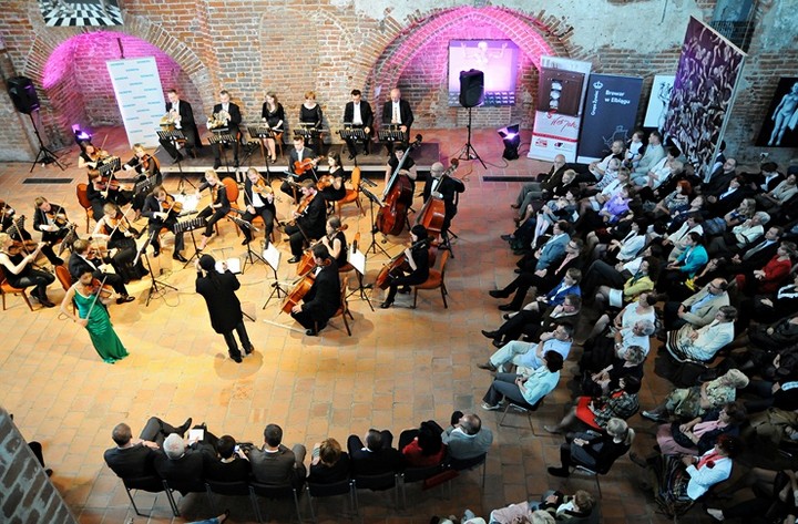 Soyoung Yoon i Elbląska Orkiestra Kameralna