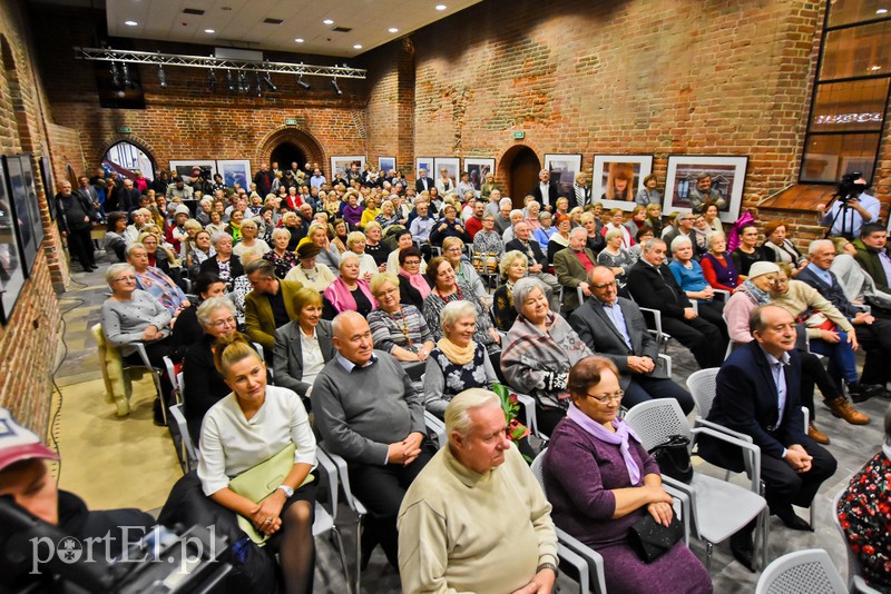 ETK dziękuje i przyciąga tłumy