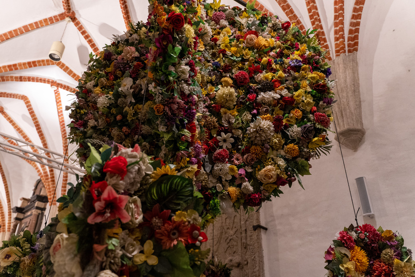 Własnoręcznie i ekologicznie. Nowa wystawa w krużganku Galerii El
