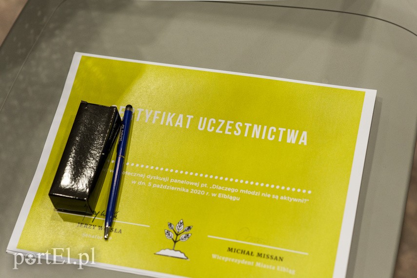 Dyskutowali o (nie)aktywnej młodzieży