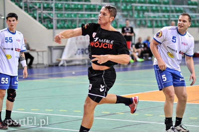 Meblarze po sześciu sparingach