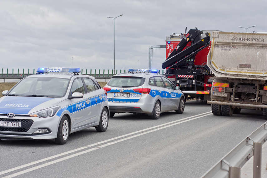 Wypadek bmw z oplem na starej siódemce