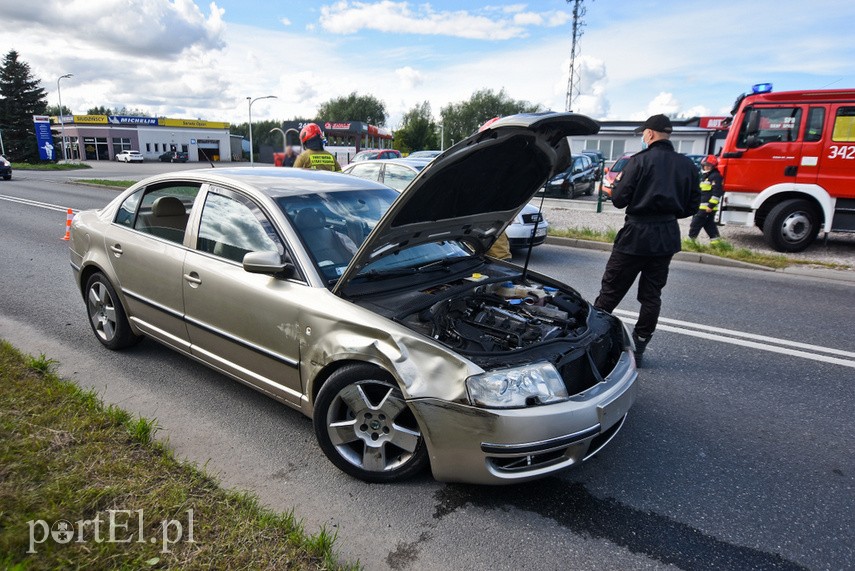Kolizja trzech aut na ul. Warszawskiej