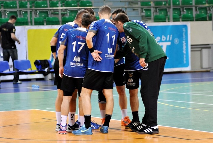 Zwycięska passa Meblarzy trwa