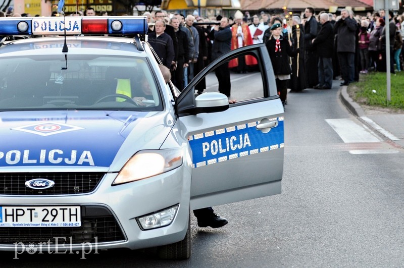 Tysiące wiernych przeszło przez miasto